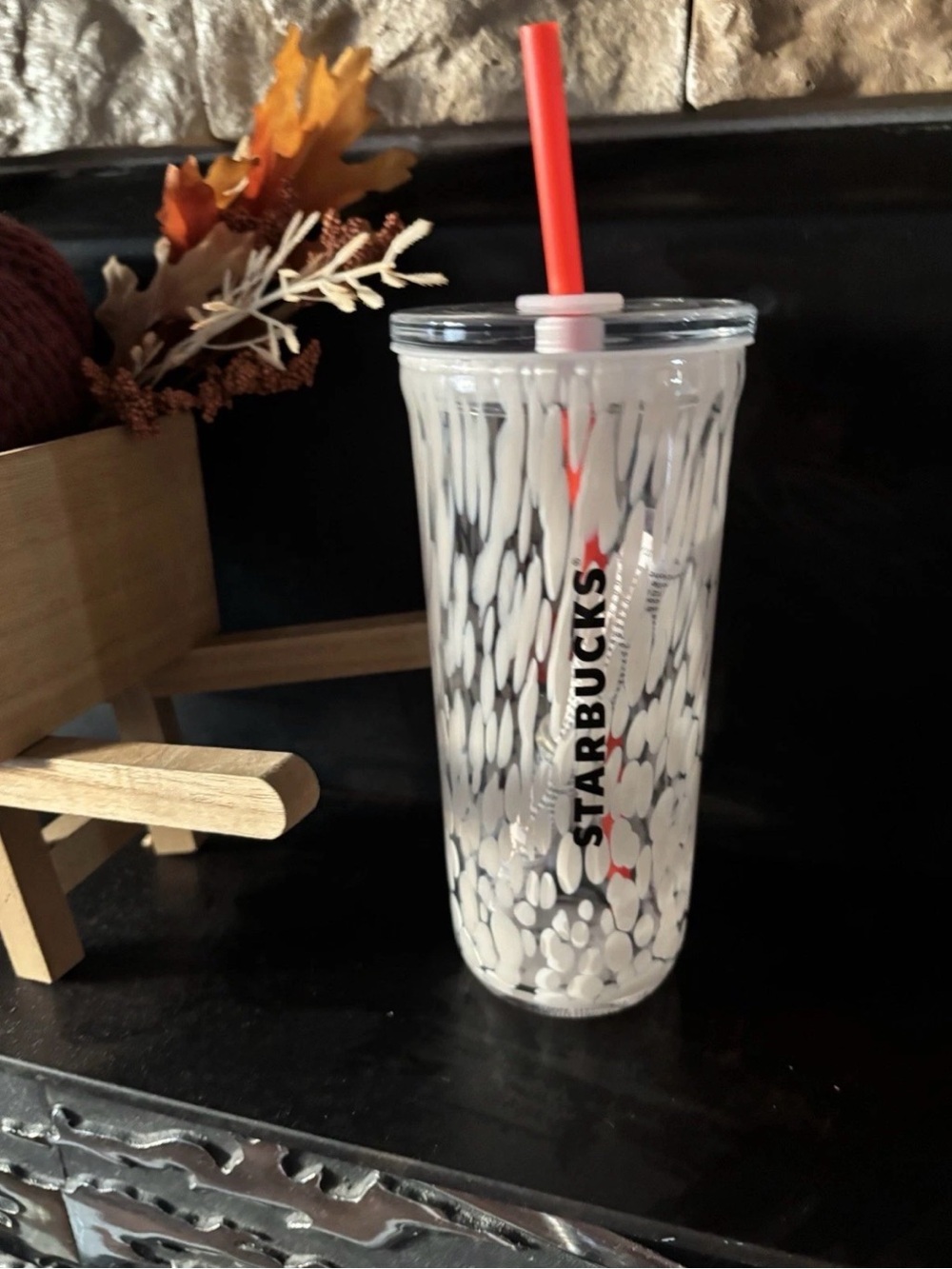 Starbucks Fall 2026 Pumpkin glass tumbler - Picture 2 of 3